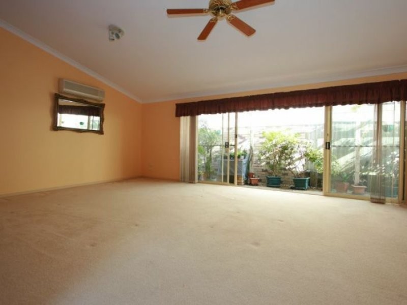 7 Thornton Close, Forest Lake QLD 4078