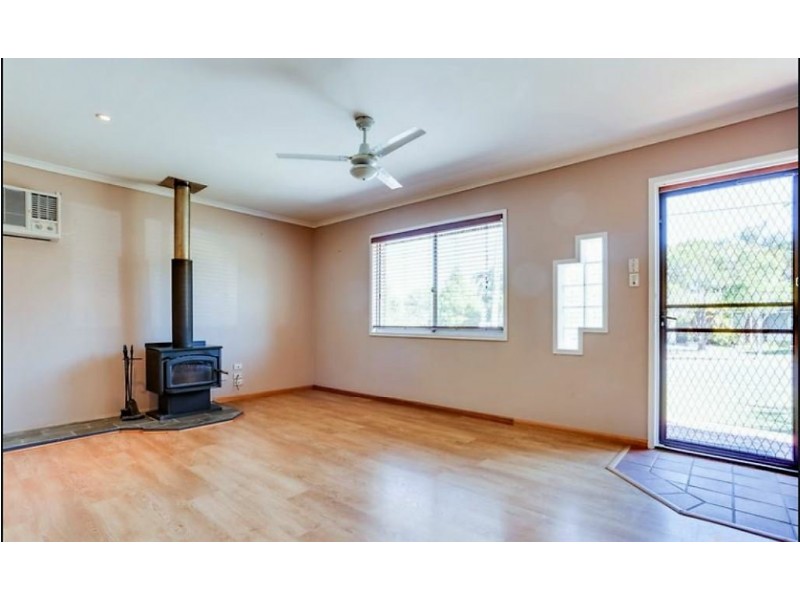16 Ochna Street, Crestmead QLD 4132