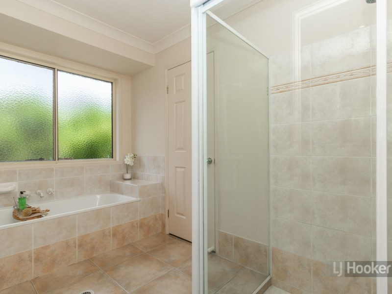 270 Rosia Road, Park Ridge QLD 4125