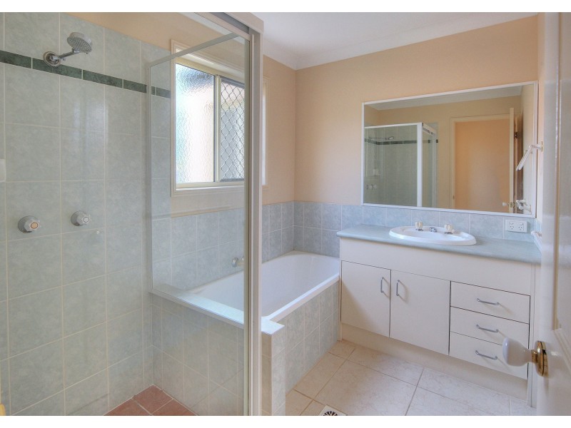 36 Columbus Place, Forest Lake QLD 4078