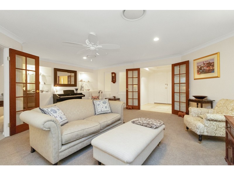 15 Brighton Parade, Forest Lake QLD 4078