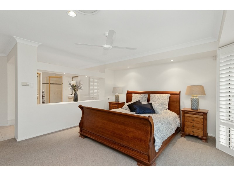 15 Brighton Parade, Forest Lake QLD 4078