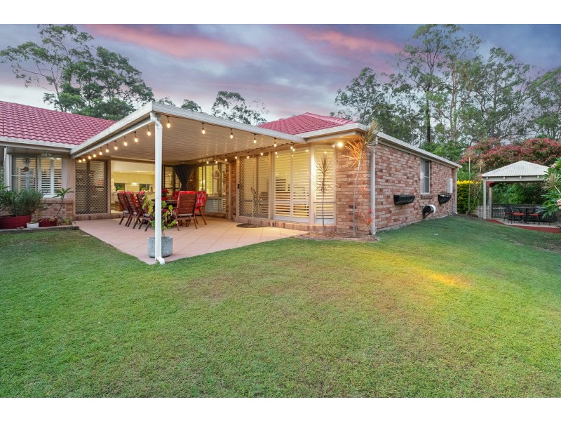 15 Brighton Parade, Forest Lake QLD 4078