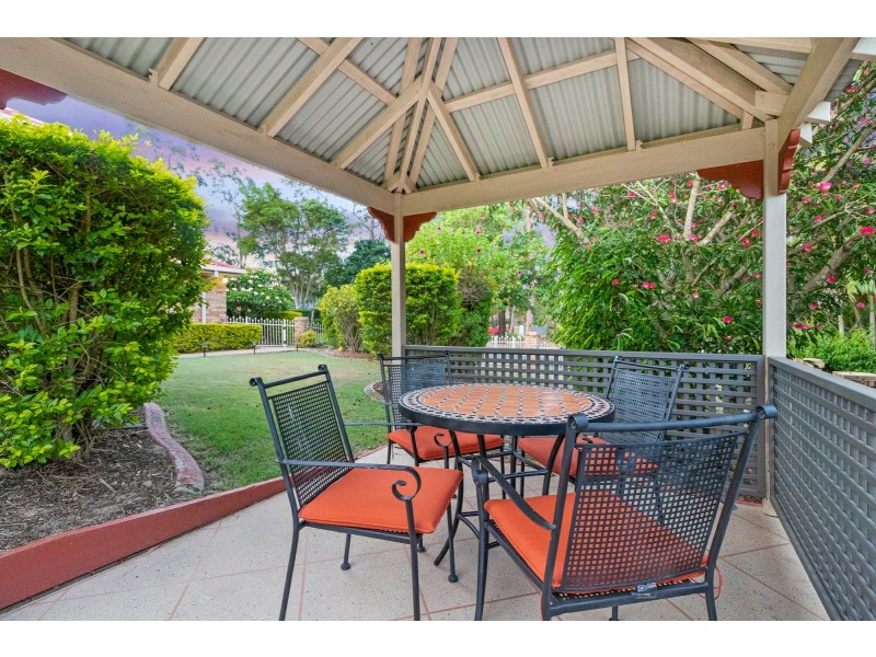 15 Brighton Parade, Forest Lake QLD 4078