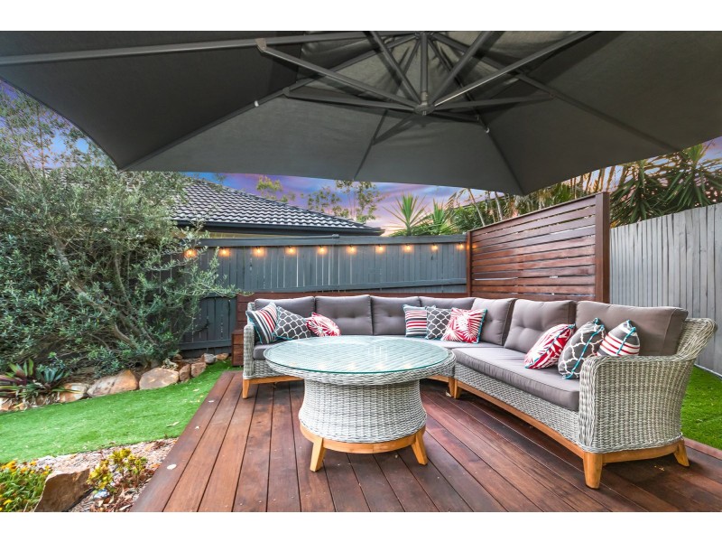 15 Brighton Parade, Forest Lake QLD 4078