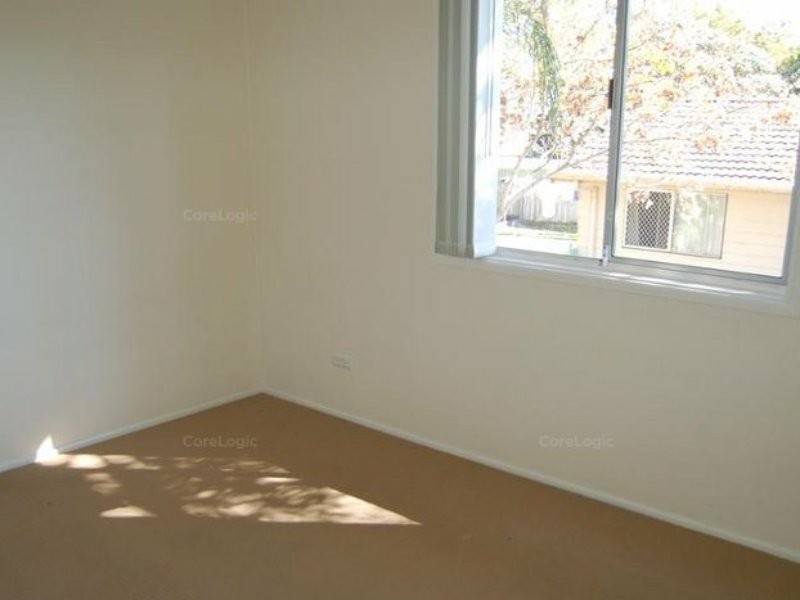 10 Forestwood Street, Crestmead QLD 4132