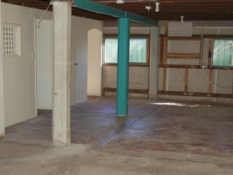 10 Forestwood Street, Crestmead QLD 4132