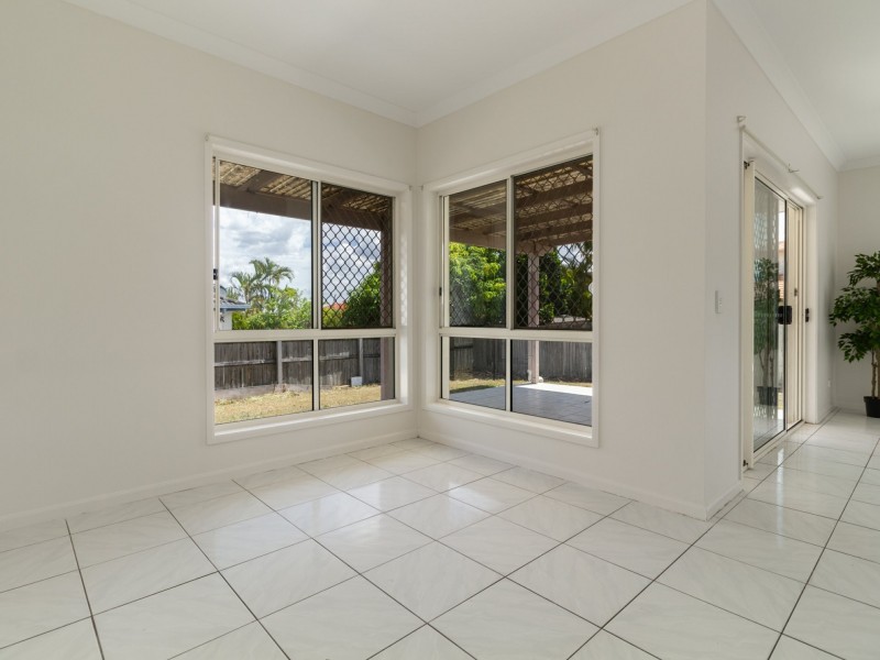 12 Colvillea Close, Stretton QLD 4116