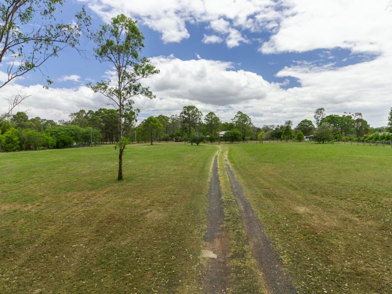 1272 Chambers Flat Road, Chambers Flat QLD 4133