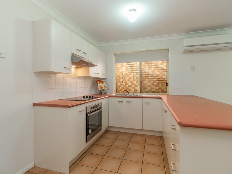 3 Paterson Place, Forest Lake QLD 4078