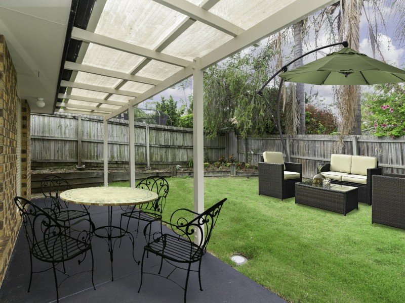 3 Paterson Place, Forest Lake QLD 4078