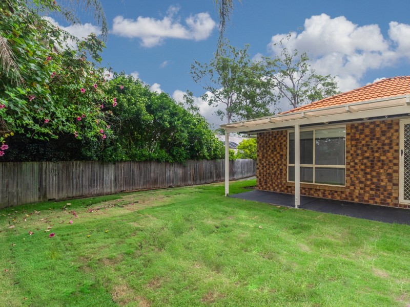 3 Paterson Place, Forest Lake QLD 4078