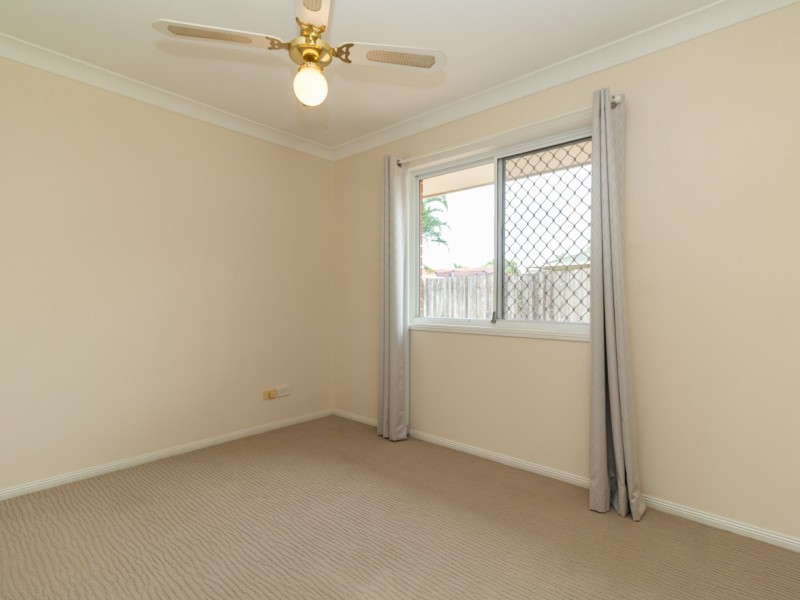 3 Noosa Court, Hillcrest QLD 4118