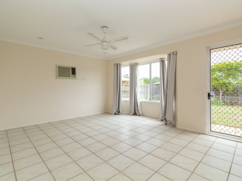 3 Noosa Court, Hillcrest QLD 4118