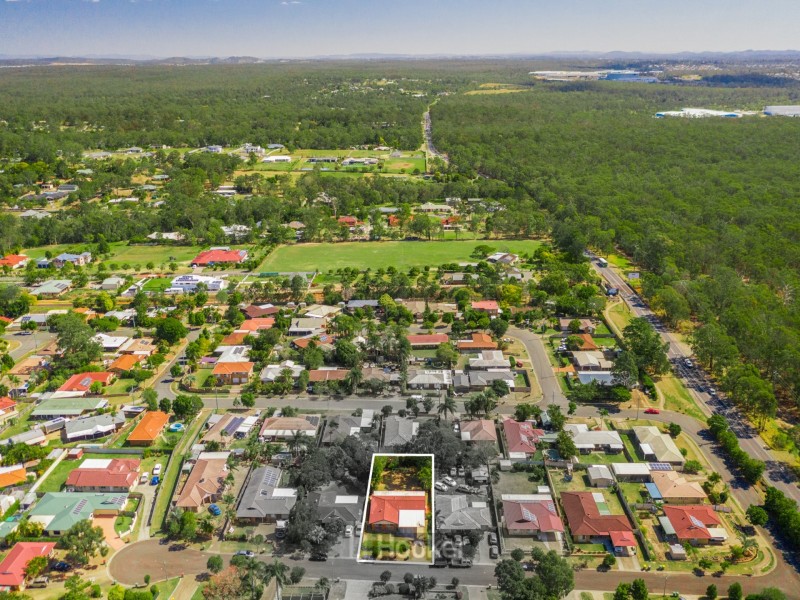 9 Learmonth Court, Hillcrest QLD 4118