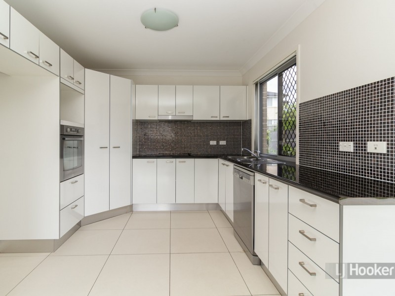 115 Peverell Street, Hillcrest QLD 4118