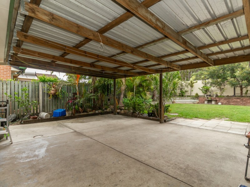 8 Isaac Court, Hillcrest QLD 4118