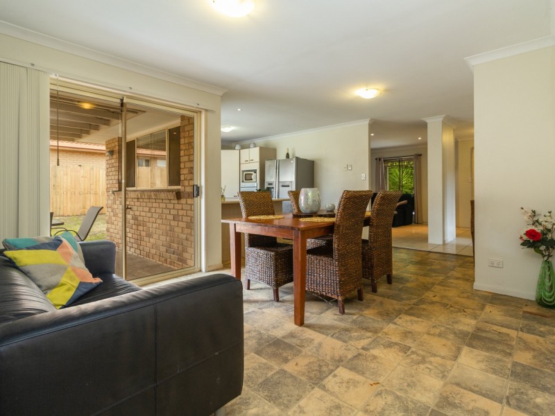 10 Rowena Court, Boronia Heights QLD 4124