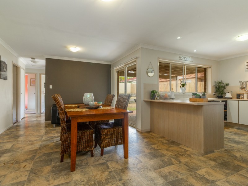 10 Rowena Court, Boronia Heights QLD 4124