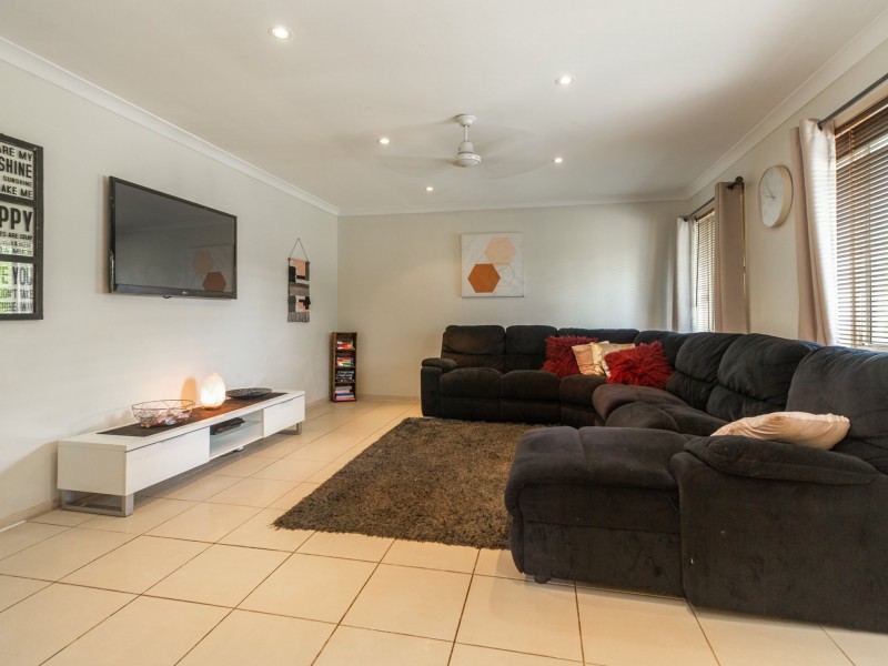 10 Rowena Court, Boronia Heights QLD 4124