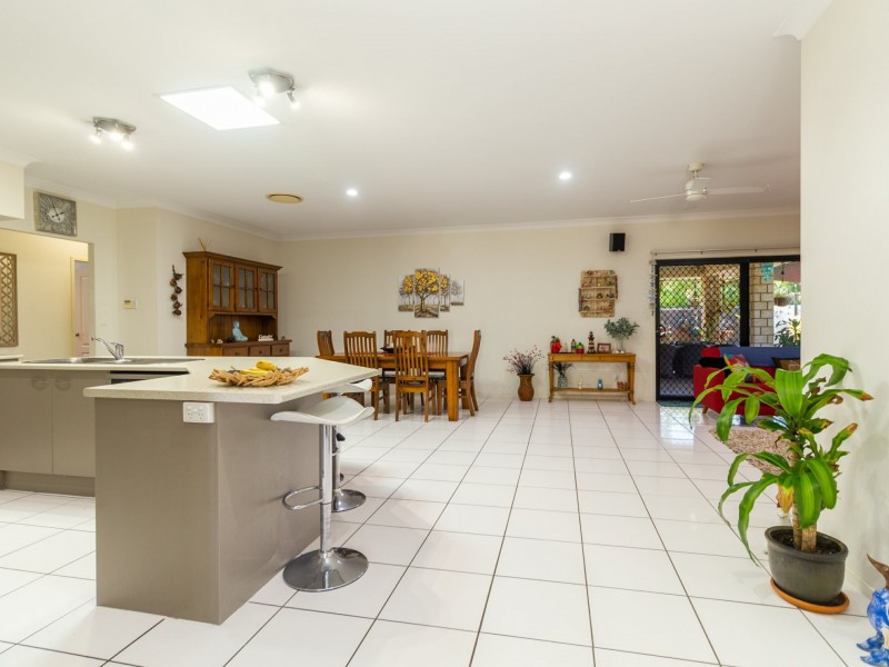 1 Shivvan Court, Marsden QLD 4132