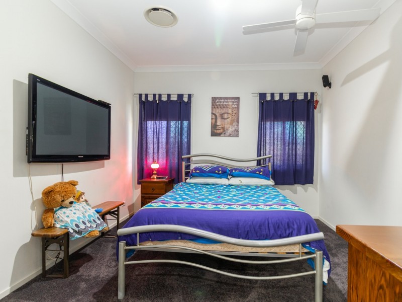 1 Shivvan Court, Marsden QLD 4132