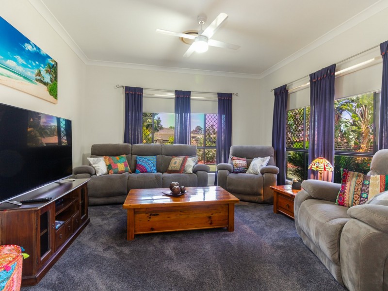 1 Shivvan Court, Marsden QLD 4132