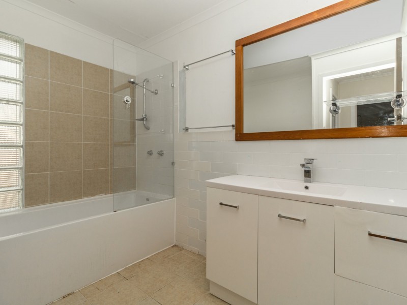 20 Alice Street, Goodna QLD 4300