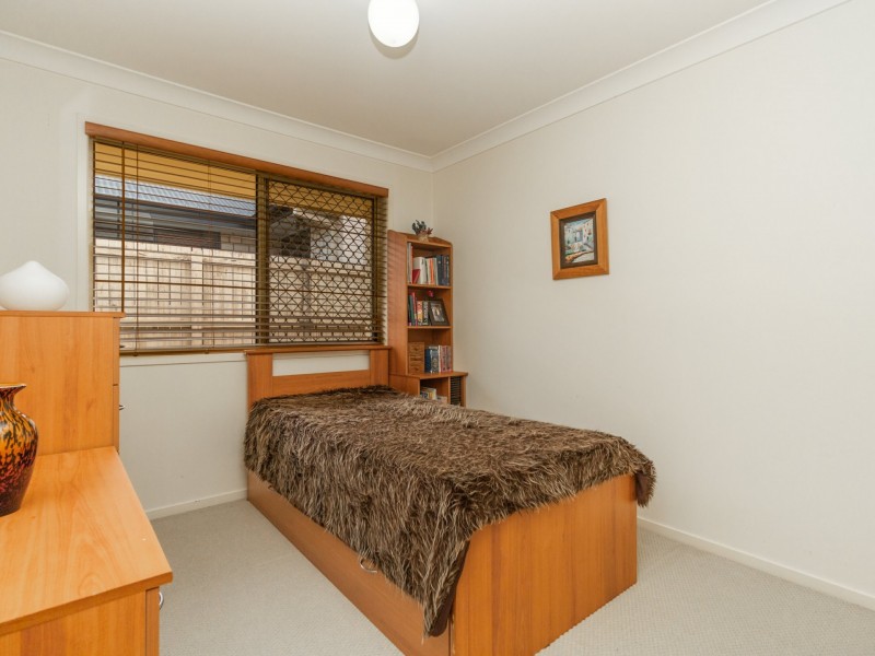 27 Moran Crescent, Forest Lake QLD 4078