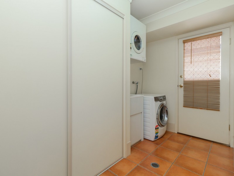 27 Moran Crescent, Forest Lake QLD 4078