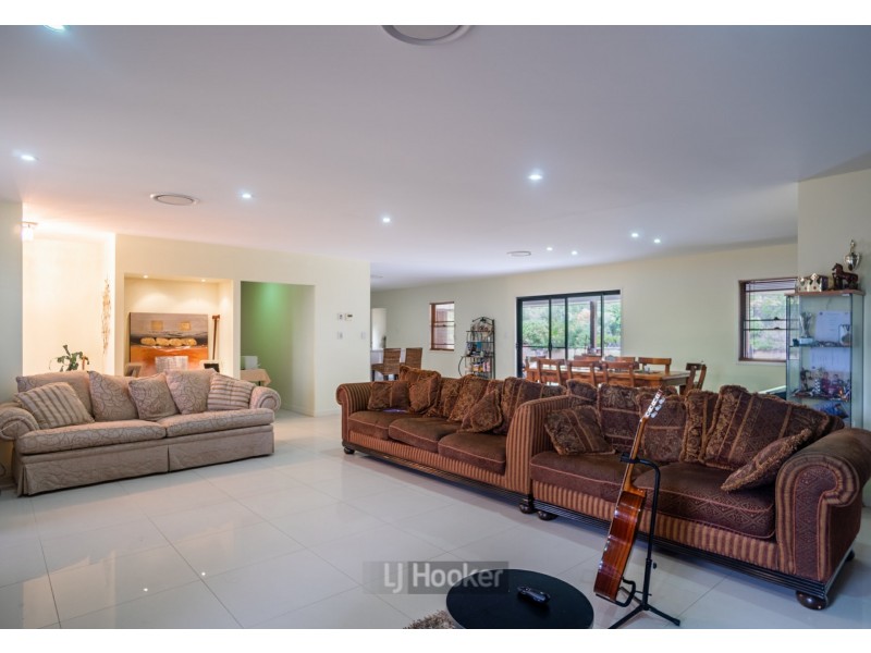 89-91 Sentinel Drive (1 Sandstone Road), Greenbank QLD 4124