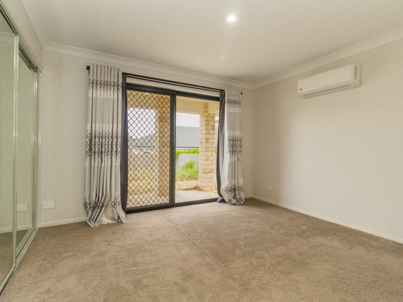 132 Peverell Street, Hillcrest QLD 4118