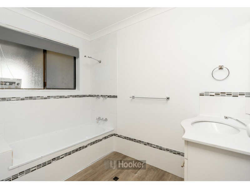 15 Macquarie Street, Boronia Heights QLD 4124