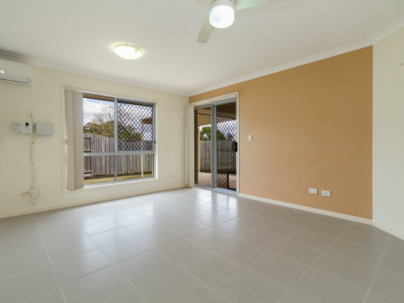 39 Dart Place, Parkinson QLD 4115