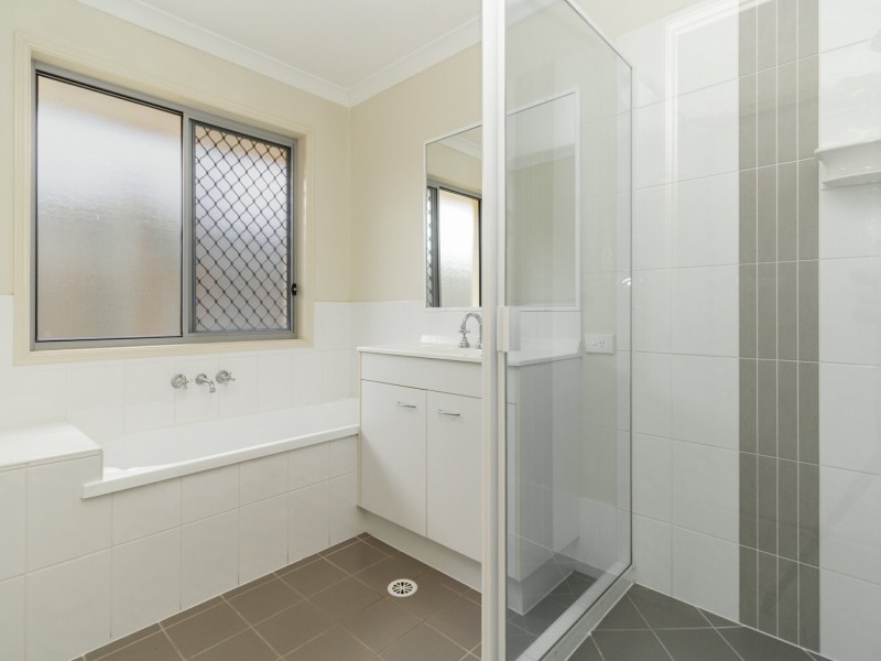 39 Dart Place, Parkinson QLD 4115