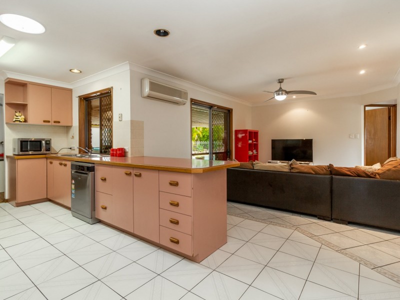 3 Cocas Street, Regents Park QLD 4118