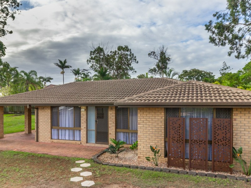 10 Ixora Court, Regents Park QLD 4118