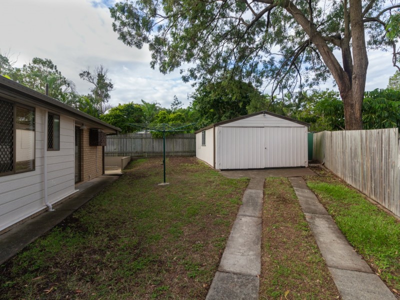 10 Ixora Court, Regents Park QLD 4118