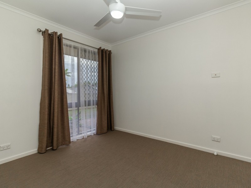 10 Ixora Court, Regents Park QLD 4118
