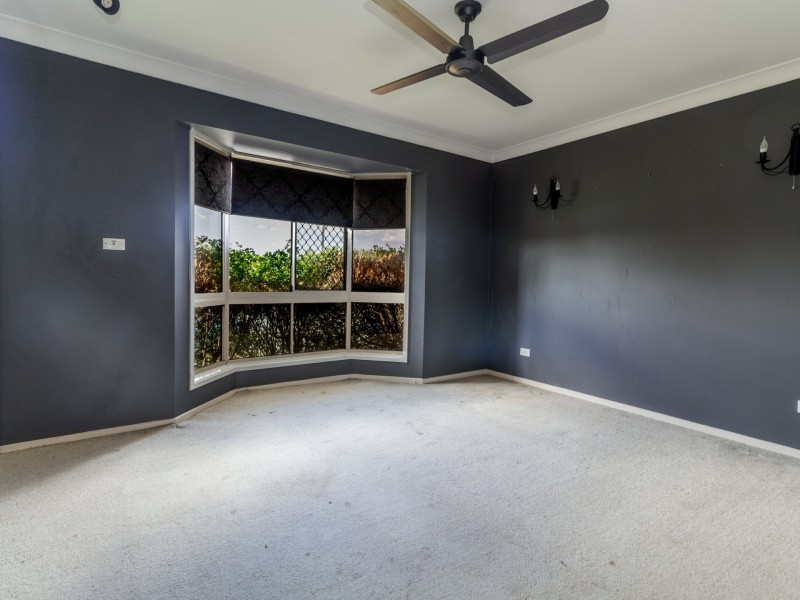 13 Jackson Court, Regents Park QLD 4118