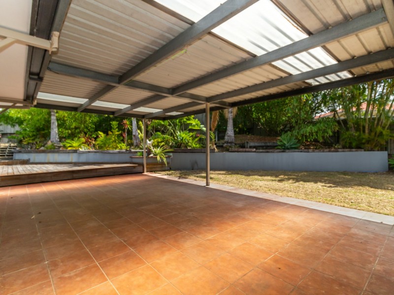 13 Jackson Court, Regents Park QLD 4118