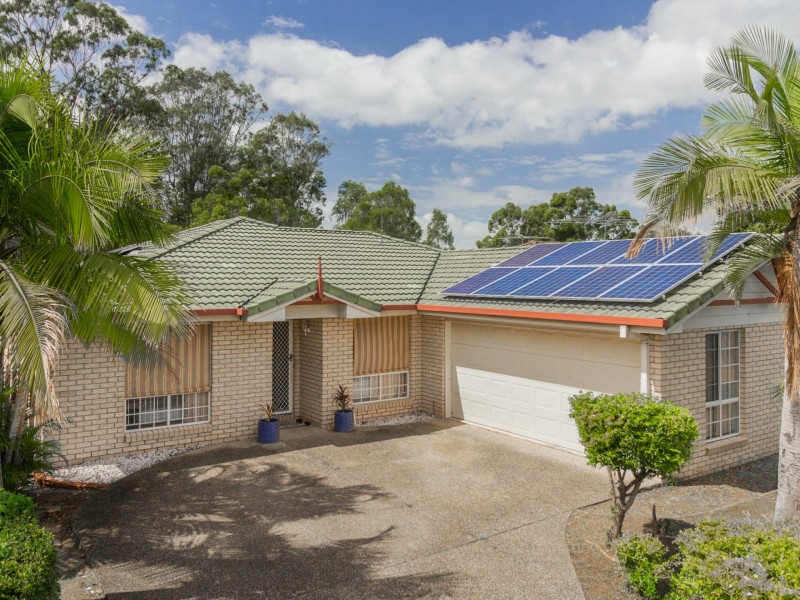 15 Lake Amaroo Court, Logan Reserve QLD 4133