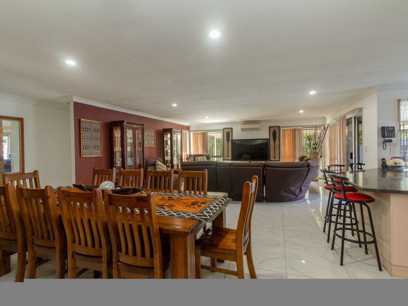 15 Lake Amaroo Court, Logan Reserve QLD 4133