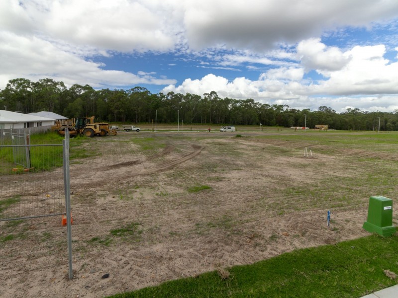 L51 Waller Road, Park Ridge QLD 4125