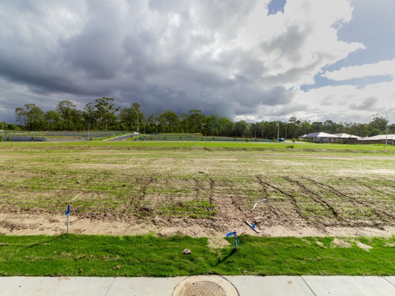 L66 John Storey Court, Park Ridge QLD 4125