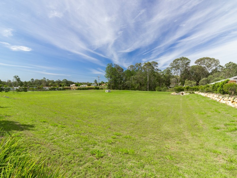 4 (Lot 3) Fiveways Circuit, Park Ridge QLD 4125