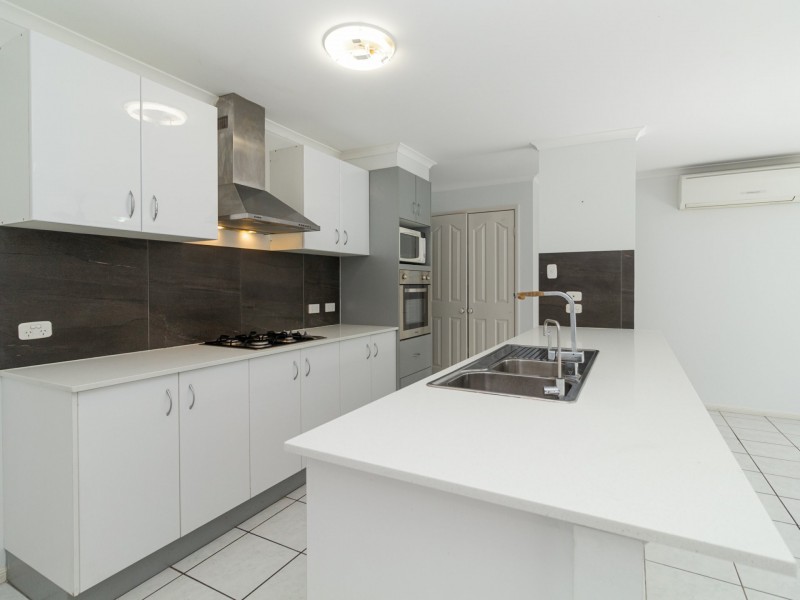 25 Brushwood Circuit, Forest Lake QLD 4078