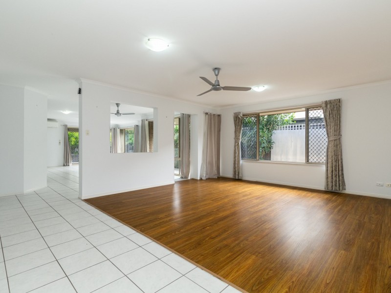 25 Brushwood Circuit, Forest Lake QLD 4078