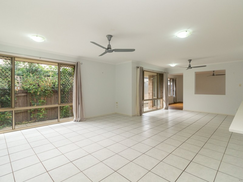 25 Brushwood Circuit, Forest Lake QLD 4078