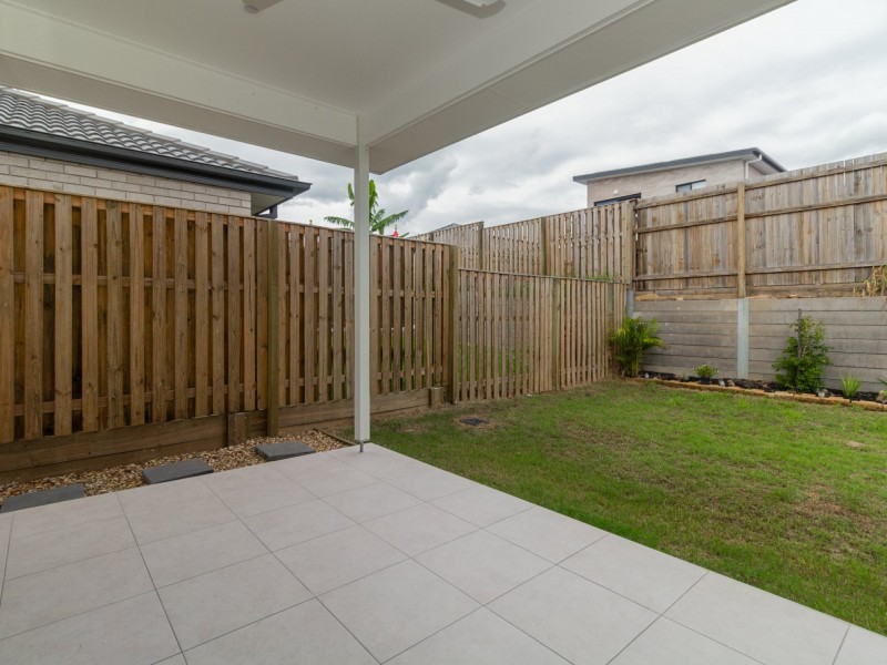 28 Mount Greville Way, Park Ridge QLD 4125